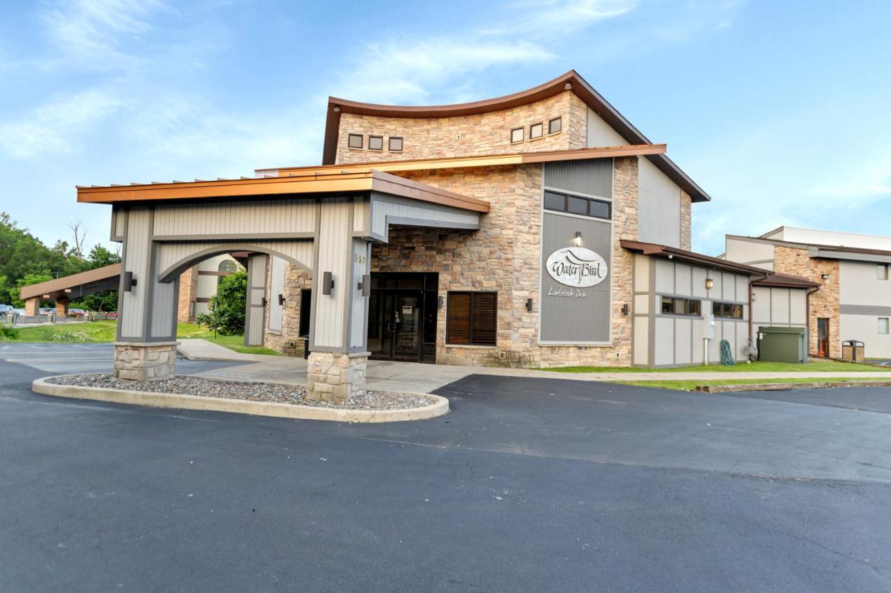 Waterbird Lakeside Inn Chesterton Exterior photo